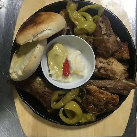 Penzión pre hostí Slanicky Dvor *